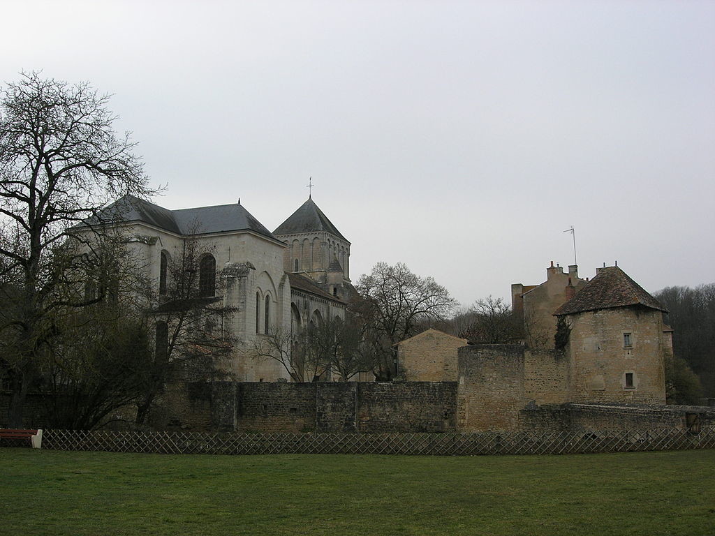 nouaille maupertuis abbey