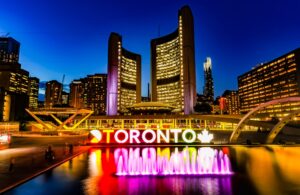 top 10 free things to do in Toronto